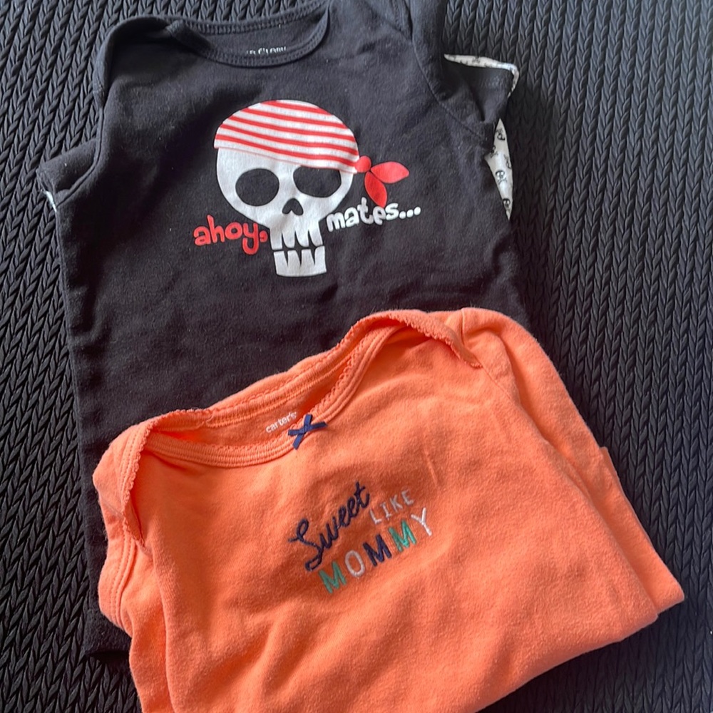 2pc lot - long sleeve onesie size 24 months